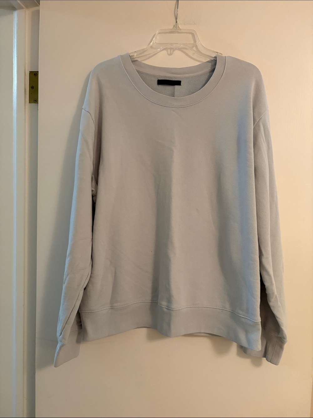 ✅ Crewneck Sweatshirt